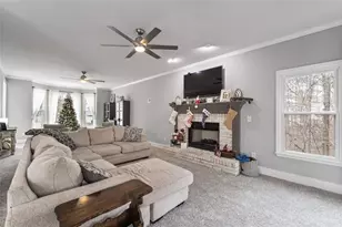 640 Braidwood Dr NW, Acworth, GA 30101 - Photo 15