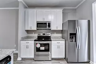 2778 Laurel Ridge Cir, East Point, GA 30022 - Photo 15