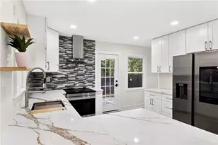 2563 Lancaster Dr, Atlanta, GA 30344 - Photo 11