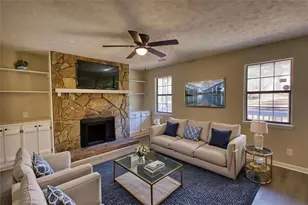 5953 Armour Dr, Union City, GA 30291 - Photo 3