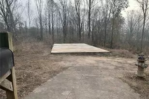 1041 Jordan Dr, Gainesville, GA 30501 - Photo 1