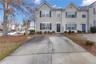 127 Chastain Cir, Newnan, GA 30263 - Photo 1