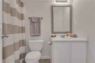 127 Chastain Cir, Newnan, GA 30263 - Photo 11