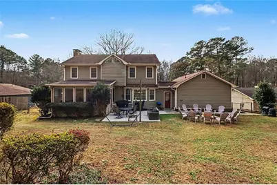 1490 Hickory Lane SW, Lilburn, GA 30047 - Photo 35