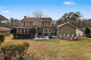 1490 Hickory Ln SW, Lilburn, GA 30047 - Photo 35