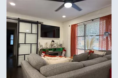 2719 Plantation Drive, East Point, GA 30344 - Photo 9