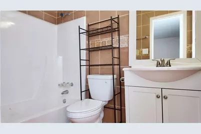 586 Stonehedge Drive, Stone Mountain, GA 30087 - Photo 7