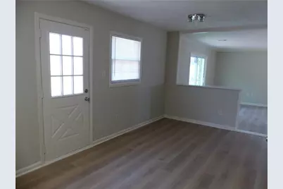 2984 Bicentennial Drive, Stone Mountain, GA 30087 - Photo 7