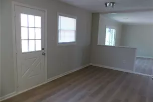 2984 Bicentennial Dr, Stone Mountain, GA 30087 - Photo 7