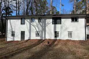 481 Hammond Dr, Atlanta, GA 30328 - Photo 19