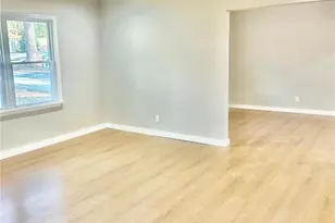 481 Hammond Dr, Atlanta, GA 30328 - Photo 5