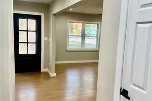 481 Hammond Dr, Atlanta, GA 30328 - Photo 3