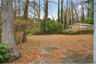 1757 Derry Avenue SW, Atlanta, GA 30310 - Photo 25