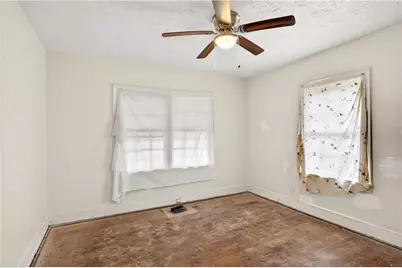 1757 Derry Avenue SW, Atlanta, GA 30310 - Photo 21