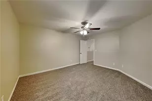 7003 Hampshire Ct, Woodstock, GA 30189 - Photo 13