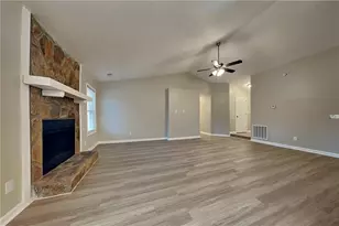 229 Colemans Bluff Dr, Woodstock, GA 30188 - Photo 3