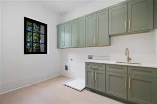 241 Traditions Dr, Alpharetta, GA 30004 - Photo 33