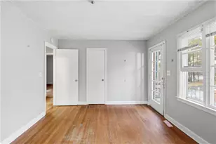 685 Melrose Dr, Forest Park, GA 30297 - Photo 7