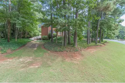 530 Saddlebrook Drive, Roswell, GA 30075 - Photo 3
