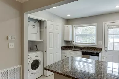 4282 Roswell Road NE #D2, Atlanta, GA 30342 - Photo 19