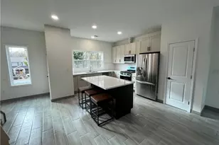 4500 Kings Lake Dr NE, Marietta, GA 30067 - Photo 11