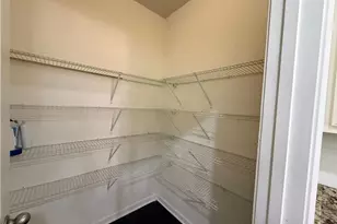 2450 Oakleaf Cir, Lithonia, GA 30058 - Photo 17