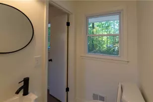 145 Long Dr SW, Marietta, GA 30060 - Photo 29