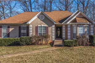 160 Lakemont Dr, Lagrange, GA 30240 - Photo 1