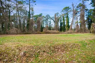 142 Hutton Pl NW, Atlanta, GA 30318 - Photo 13