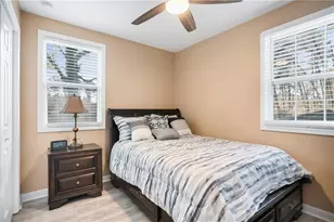 142 Hutton Pl NW, Atlanta, GA 30318 - Photo 9