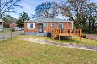 142 Hutton Pl NW, Atlanta, GA 30318 - Photo 1