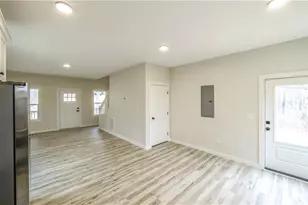 533 Tree Ridge, Carrollton, GA 30116 - Photo 7