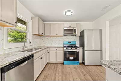 3981 Rutgers Drive SW, Atlanta, GA 30331 - Photo 5