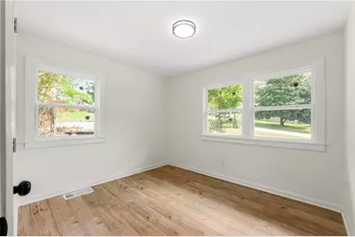 3981 Rutgers Drive SW, Atlanta, GA 30331 - Photo 11