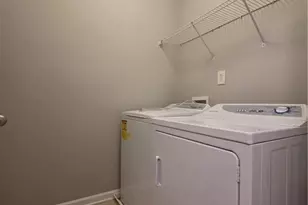 2706 Beynon Ln, Suwanee, GA 30024 - Photo 19