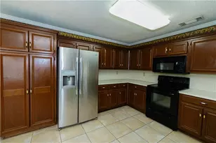 4482 Hunters Terrace, Stone Mountain, GA 30083 - Photo 15