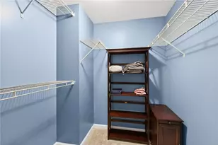 795 Hammond Dr, Atlanta, GA 30328 - Photo 17