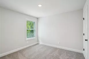 141 Martin Spg Rd, Lawrenceville, GA 30045 - Photo 17