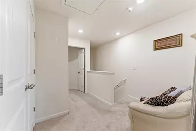 5723 Union Pointe Drive, Union City, GA 30291 - Photo 11