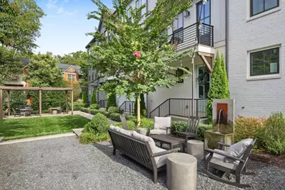 121 Chestnut Circle, Atlanta, GA 30342 - Photo 43