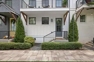 121 Chestnut Cir, Atlanta, GA 30342 - Photo 3