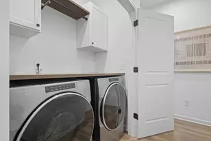 121 Chestnut Cir, Atlanta, GA 30342 - Photo 35