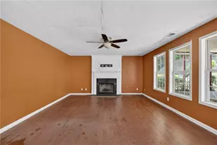 587 Wynmeadow Ct, Stone Mountain, GA 30087 - Photo 13