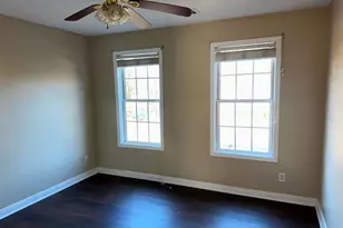 587 Wynmeadow Ct, Stone Mountain, GA 30087 - Photo 7