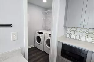 3338 Peachtree Rd NE, Atlanta, GA 30326 - Photo 25