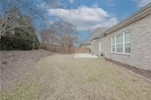 1935 Hickory Station Cir, Snellville, GA 30078 - Photo 37