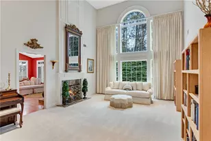 2031 Wrights Mill Cir NE, Atlanta, GA 30324 - Photo 9