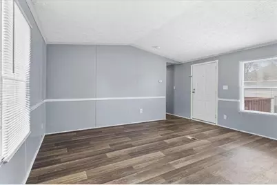 204 Fleetwood Drive, Fayetteville, GA 30214 - Photo 3