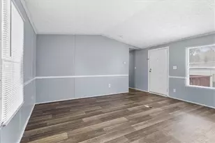 204 Fleetwood Dr, Fayetteville, GA 30214 - Photo 3