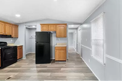 204 Fleetwood Drive, Fayetteville, GA 30214 - Photo 9